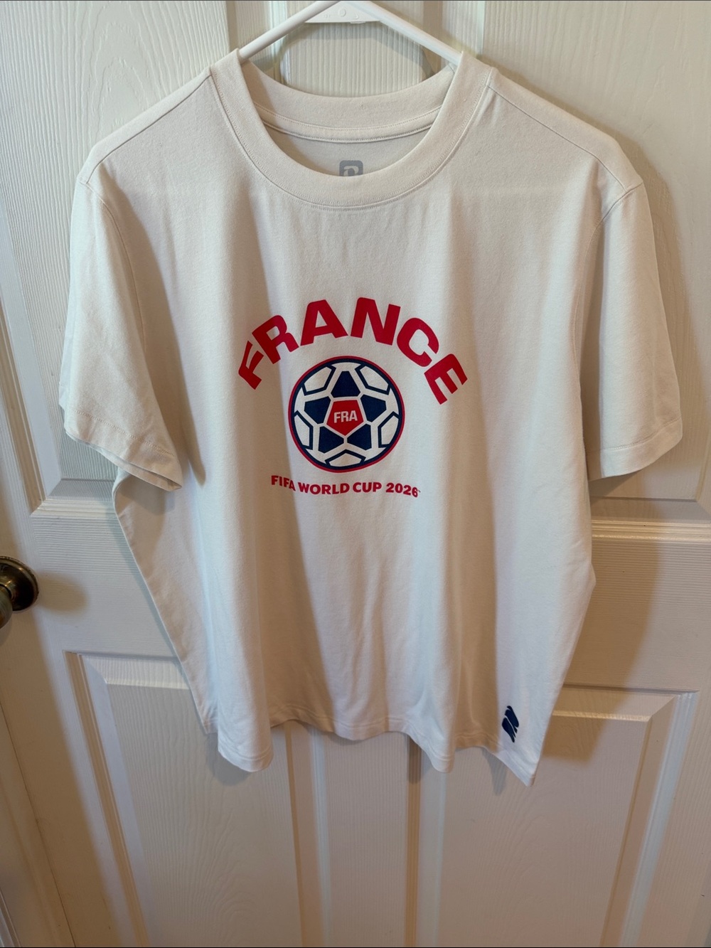 France FIFA White T-Shirt with Red Accent Sz S. Box43